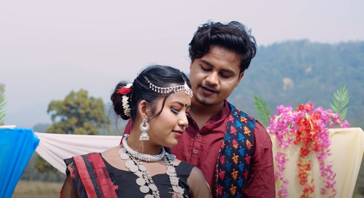 यस्तो छ भुपेन र अनुको थारु गीत 'सनन सनन'